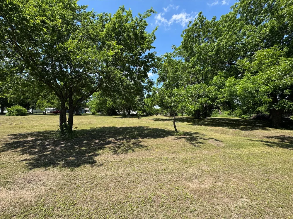 4934 Fm-68 Gober, TX 75443
