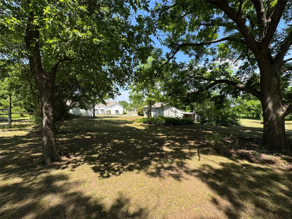 4934 Fm-68 Gober, TX 75443
