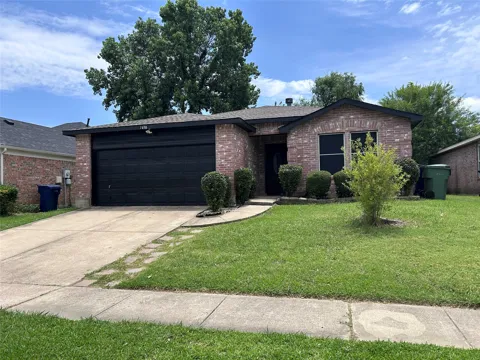 1438 Eastview Drive