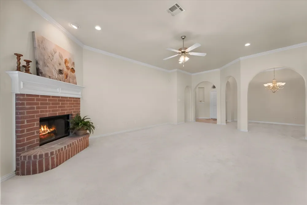 200 Arrowhead Drive Burleson, TX 76028