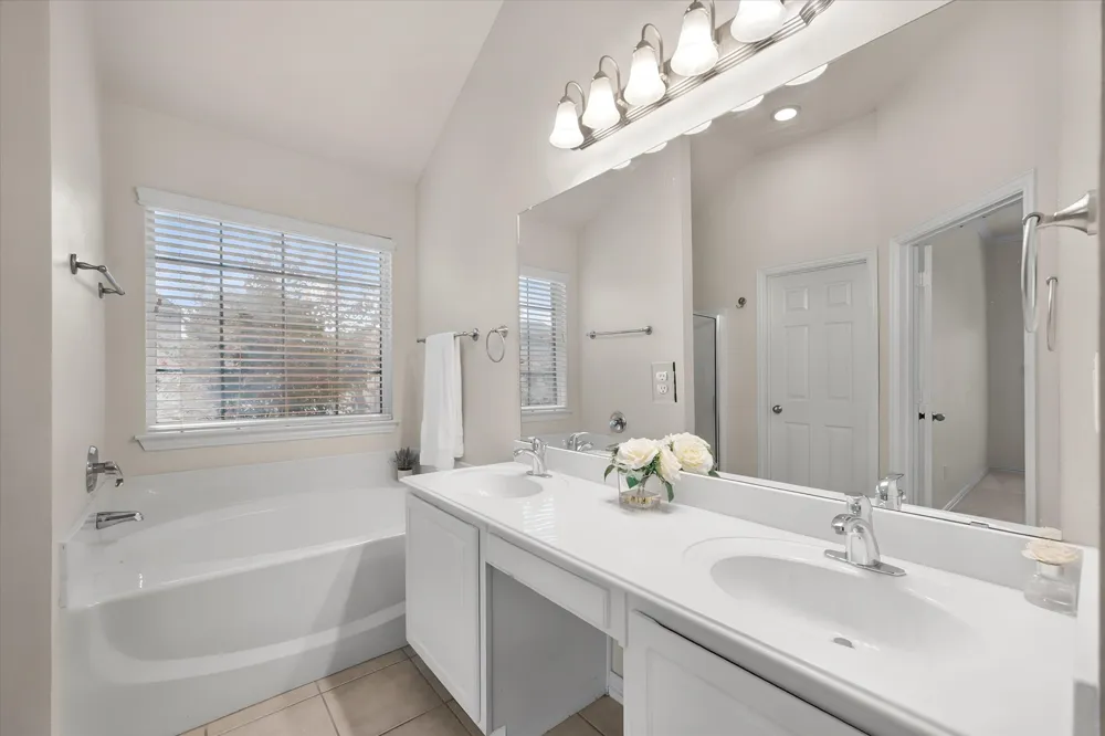 200 Arrowhead Drive Burleson, TX 76028