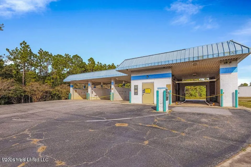 410 Henderson Avenue Pass Christian, MS 39571
