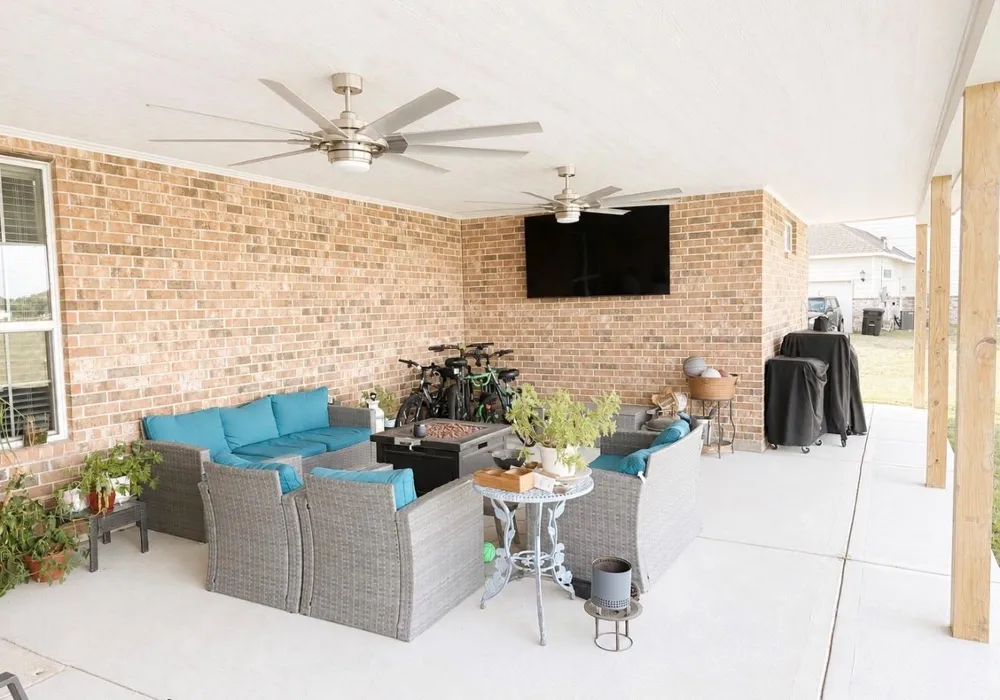 915 Lakeland Circle Rosharon, TX 77583
