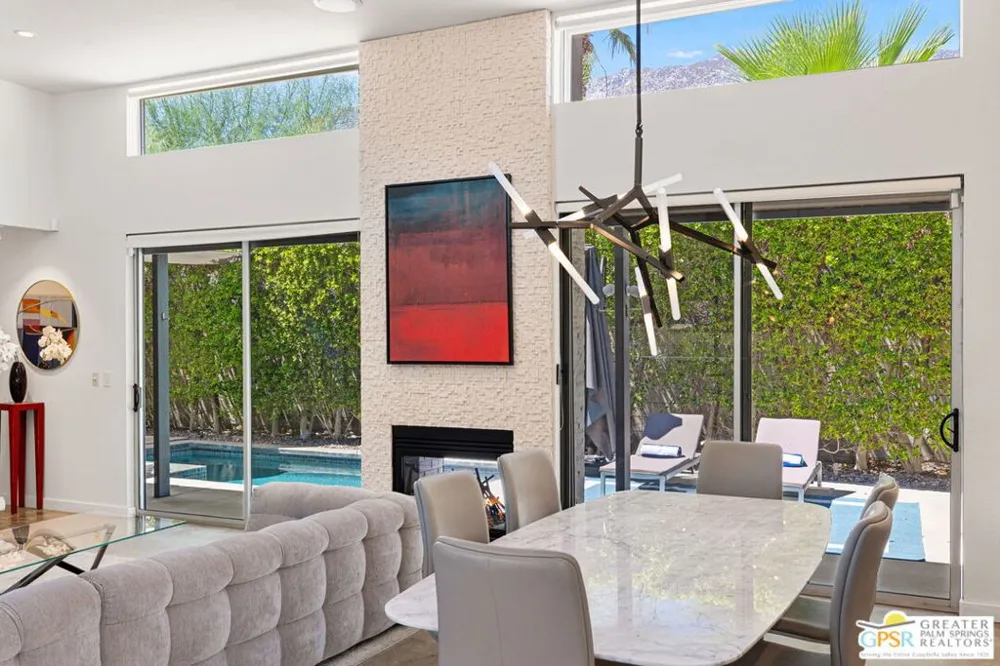 2835 S Palm Canyon Drive Palm Springs, CA 92264