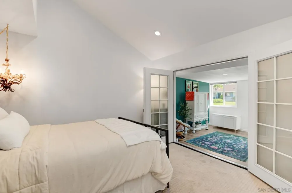 3755 Vista Campana #11 Oceanside, CA 92057