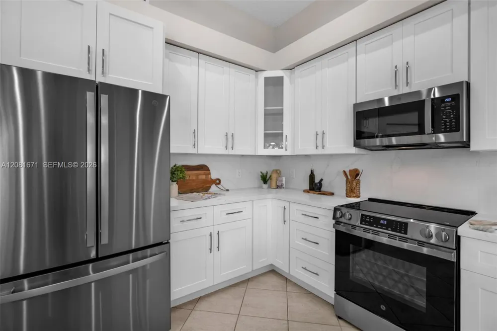 2008 NW 126th Ave Pembroke Pines, FL 33028