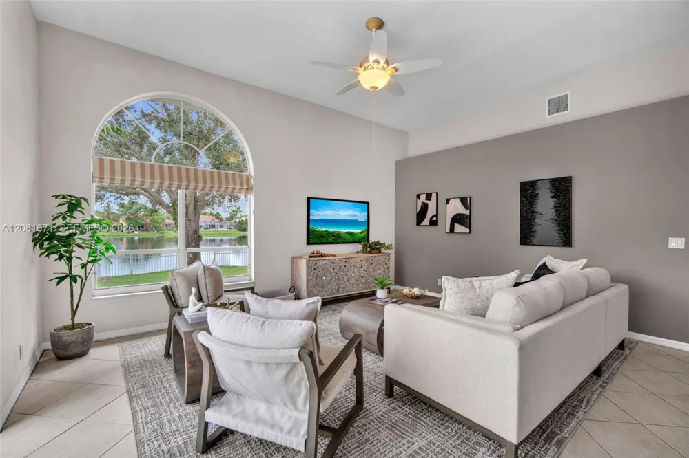 2008 NW 126th Ave Pembroke Pines, FL 33028