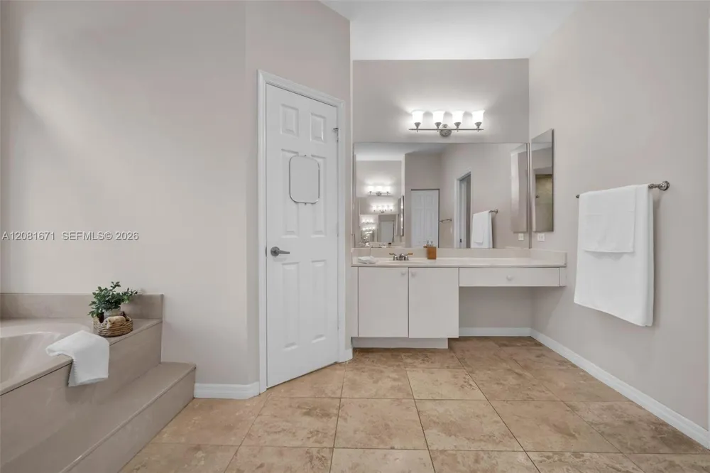 2008 NW 126th Ave Pembroke Pines, FL 33028
