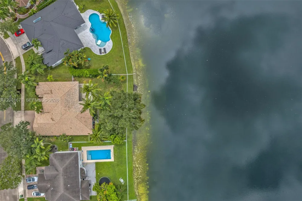 2008 NW 126th Ave Pembroke Pines, FL 33028