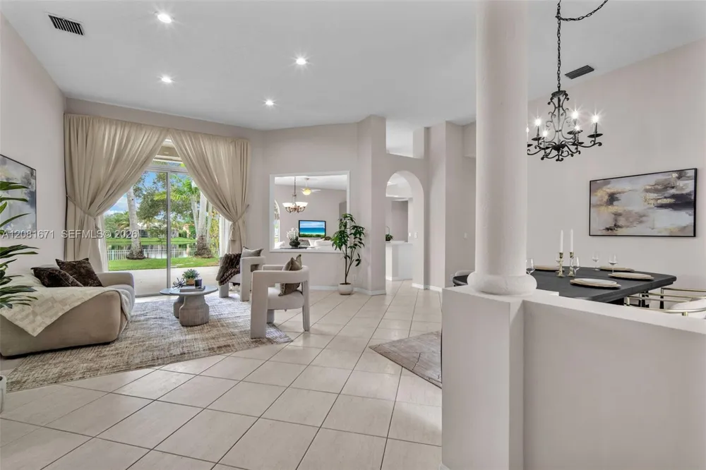 2008 NW 126th Ave Pembroke Pines, FL 33028