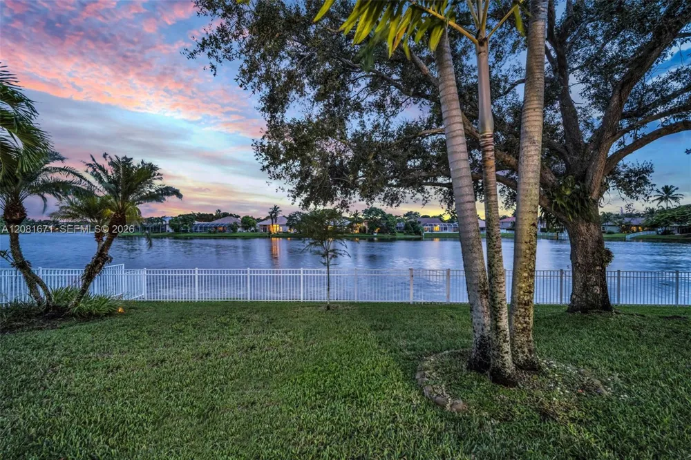2008 NW 126th Ave Pembroke Pines, FL 33028