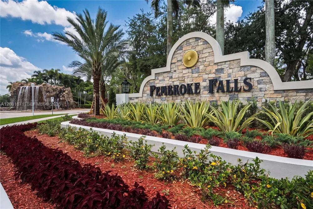 2008 NW 126th Ave Pembroke Pines, FL 33028