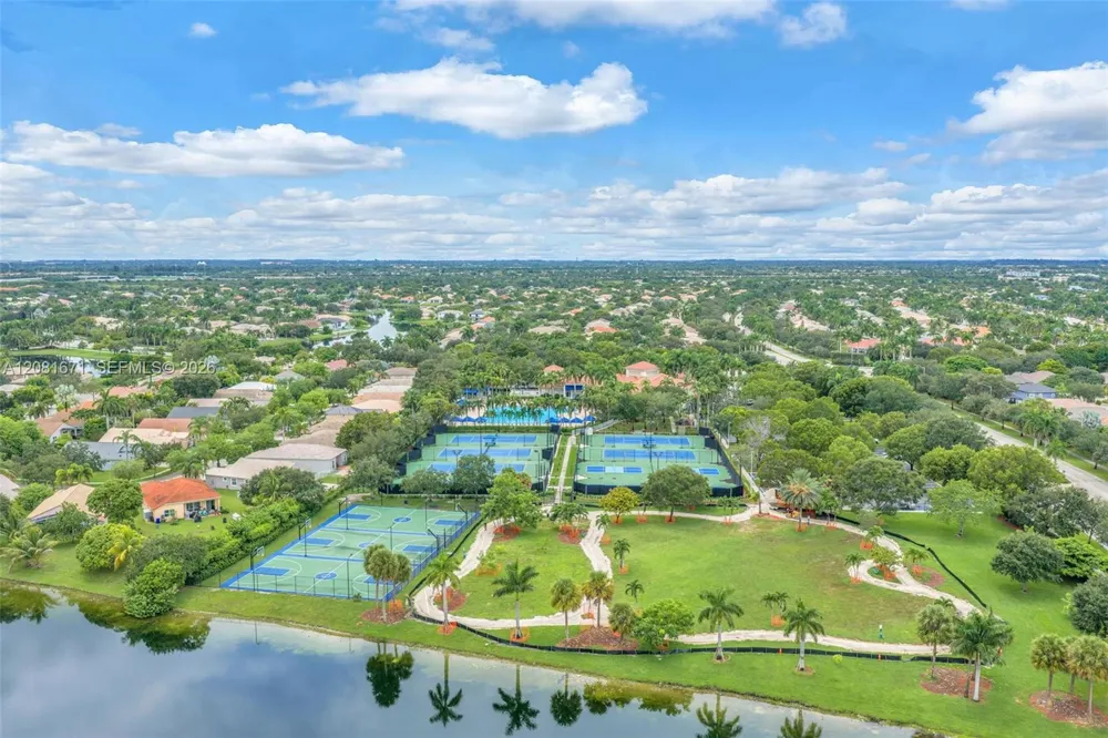 2008 NW 126th Ave Pembroke Pines, FL 33028