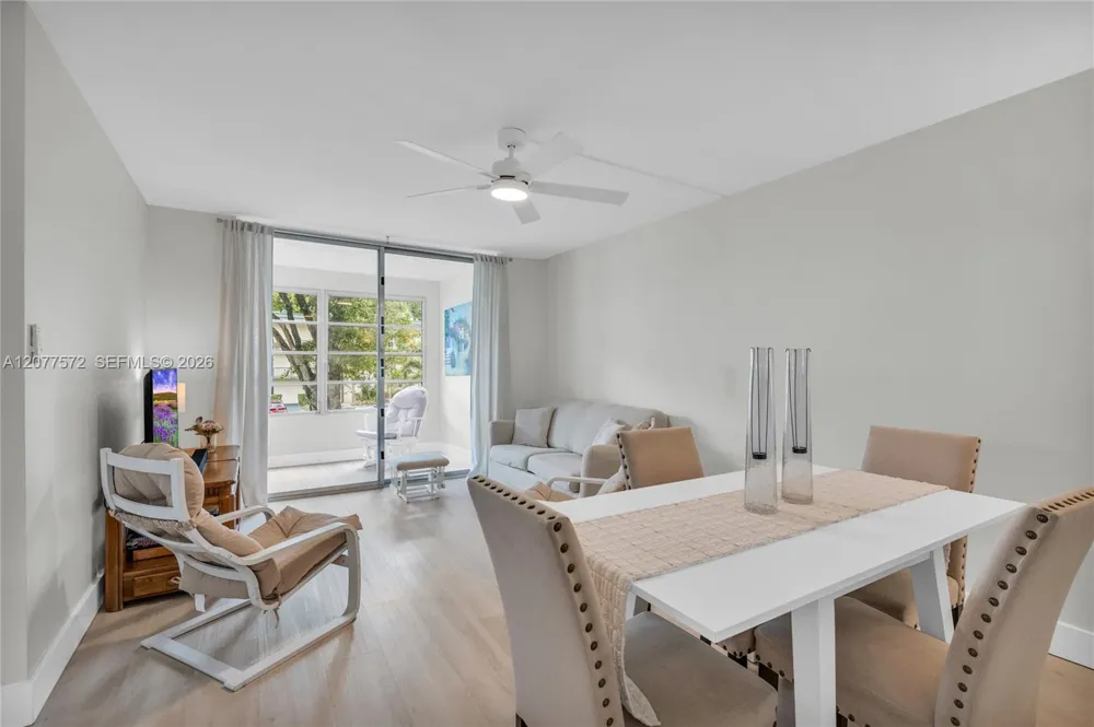 9091 Lime Bay Blvd #211 Tamarac, FL 33321