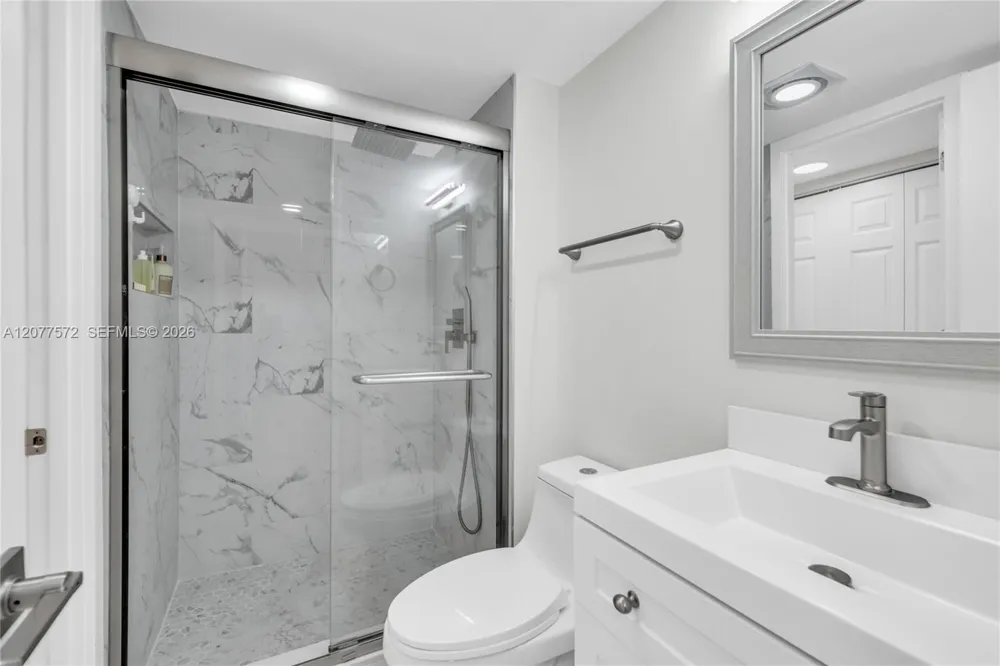 9091 Lime Bay Blvd #211 Tamarac, FL 33321
