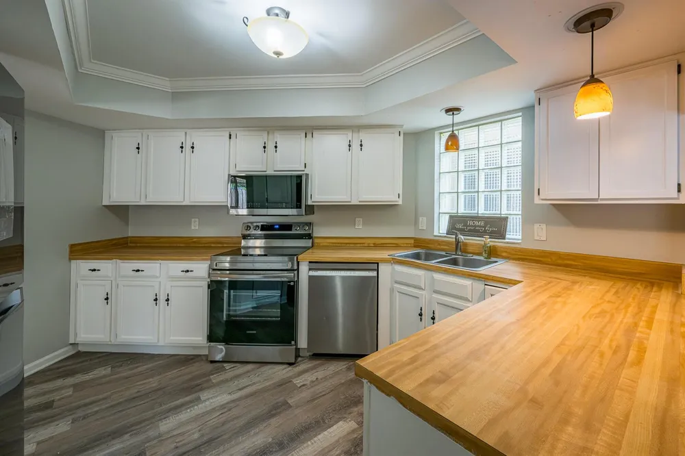 4300 Hazel Avenue #D Palm Beach Gardens, FL 33410