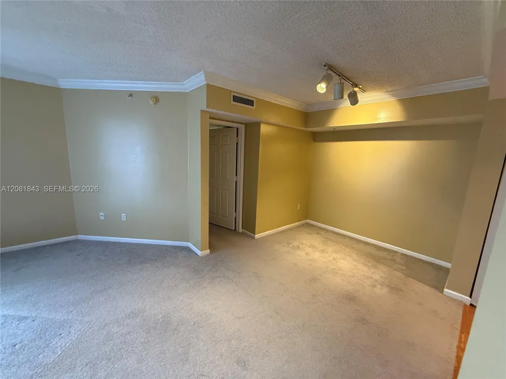 1919 Van Buren St #608A Hollywood, FL 33020