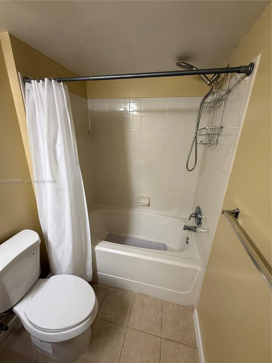 1919 Van Buren St #608A Hollywood, FL 33020