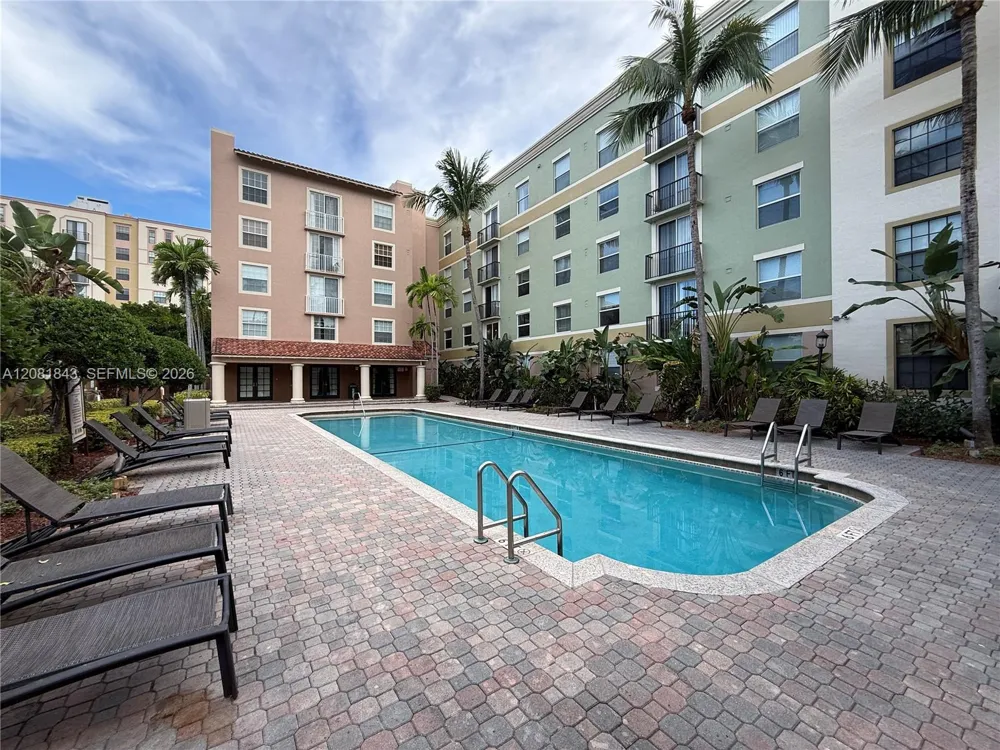 1919 Van Buren St #608A Hollywood, FL 33020