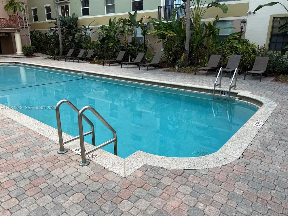 1919 Van Buren St #608A Hollywood, FL 33020