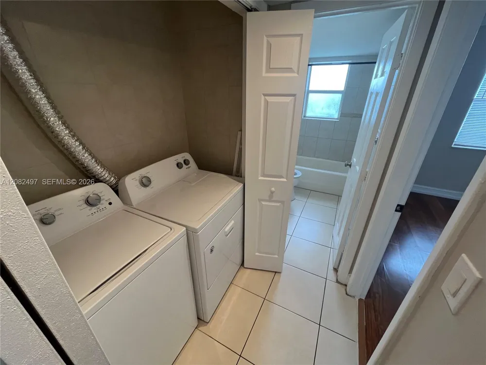 8560 Sherman Cir #308 Miramar, FL 33025