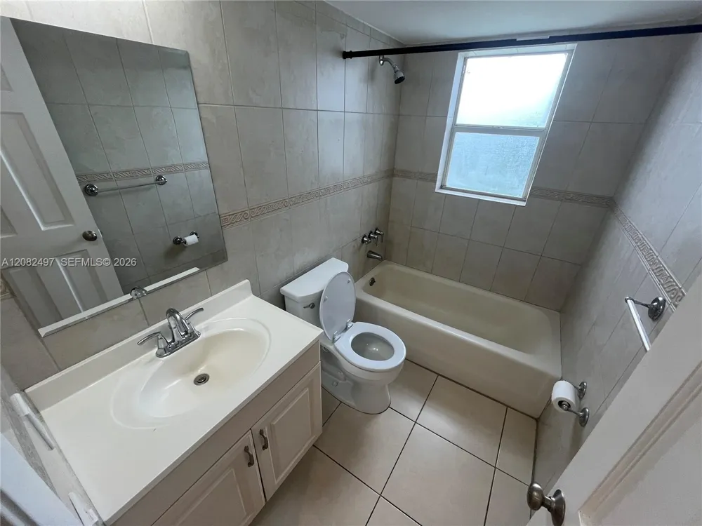 8560 Sherman Cir #308 Miramar, FL 33025