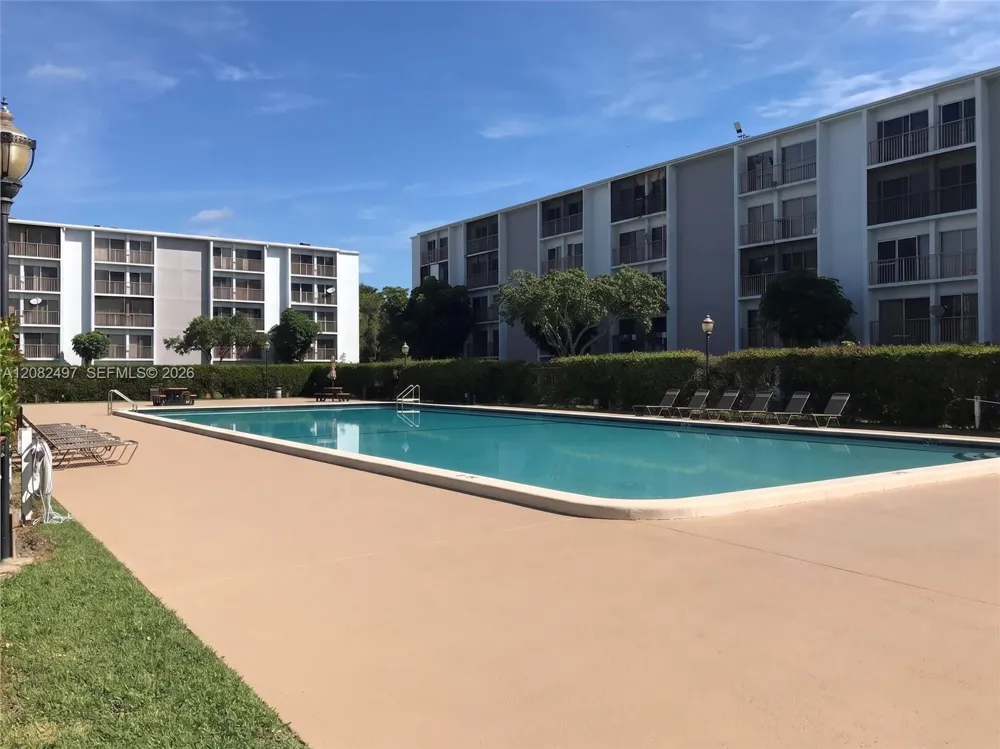 8560 Sherman Cir #308 Miramar, FL 33025