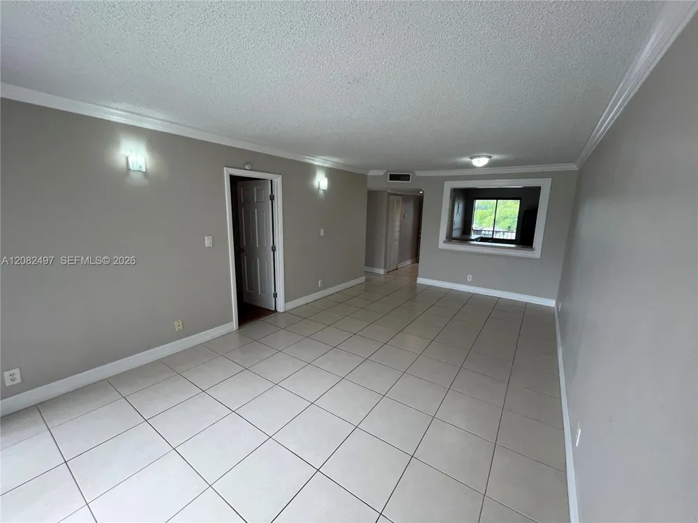8560 Sherman Cir #308 Miramar, FL 33025