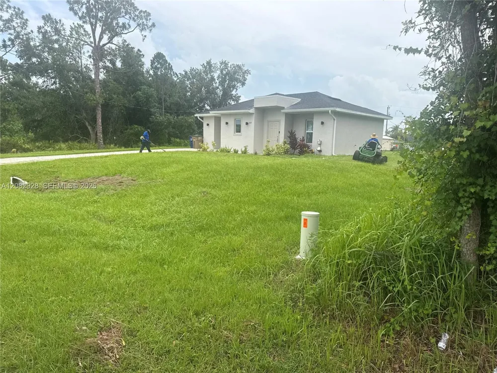 3507 W 15 Lehigh Acres, FL 33971