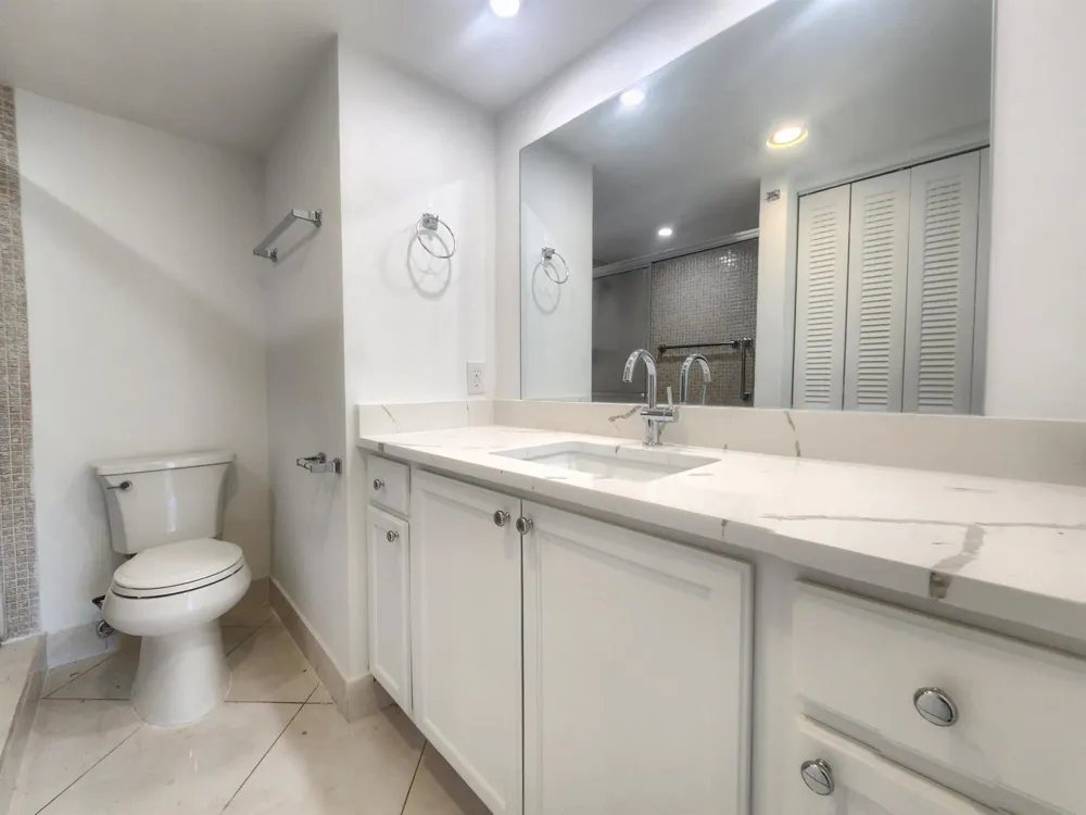 3025 Newcastle B Boca Raton, FL 33434