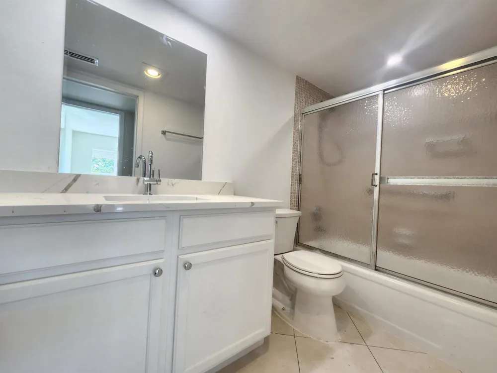 3025 Newcastle B Boca Raton, FL 33434