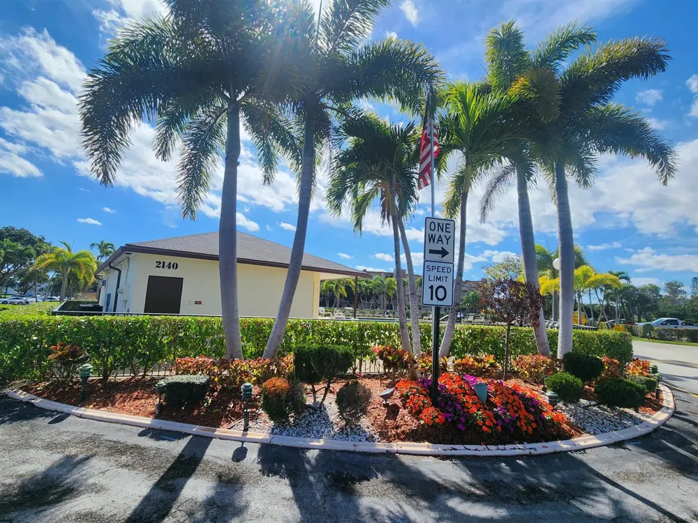3025 Newcastle B Boca Raton, FL 33434