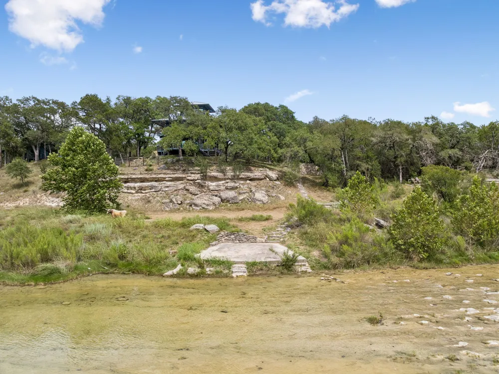 400 County Road 1492 Wimberley, TX 78676