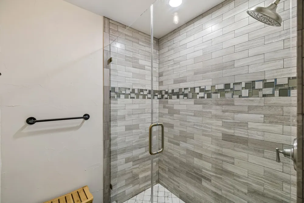 400 County Road 1492 Wimberley, TX 78676