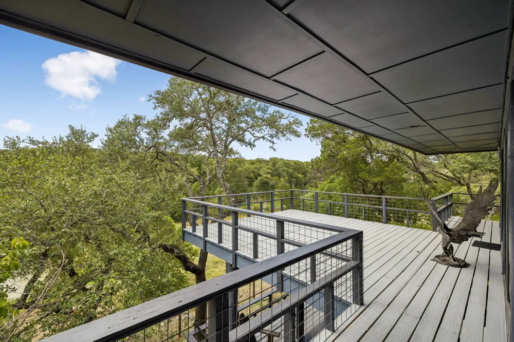 400 County Road 1492 Wimberley, TX 78676