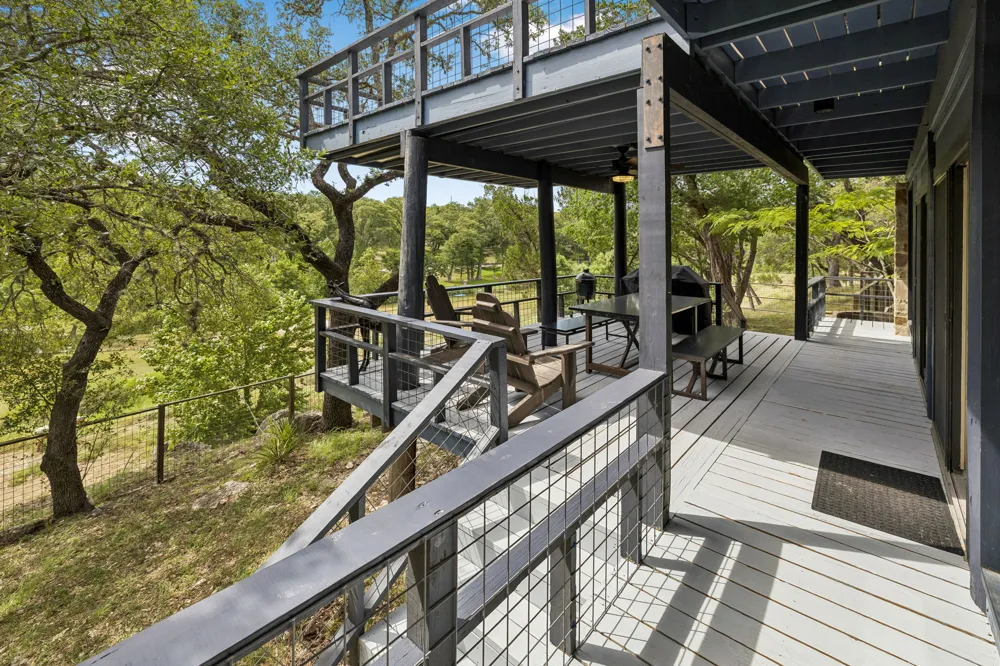 400 County Road 1492 Wimberley, TX 78676