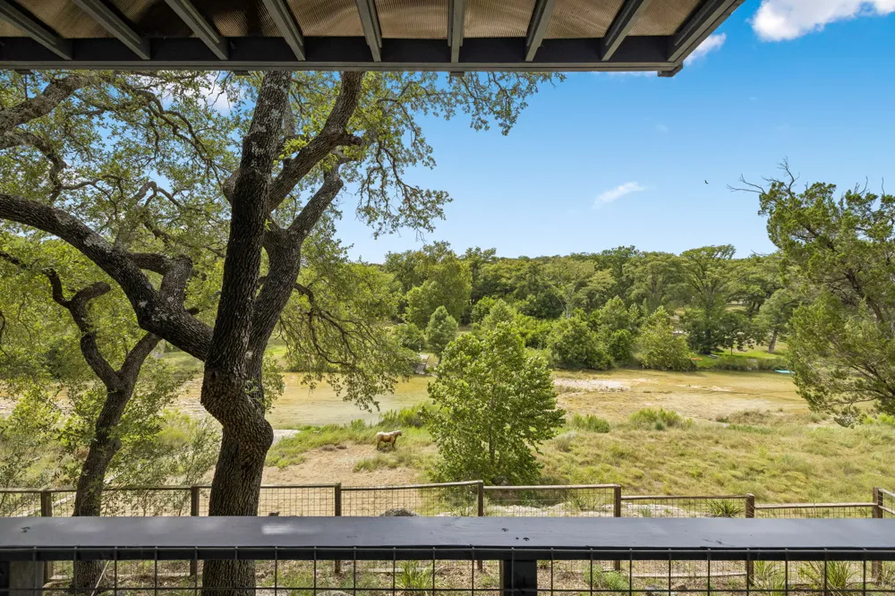 400 County Road 1492 Wimberley, TX 78676