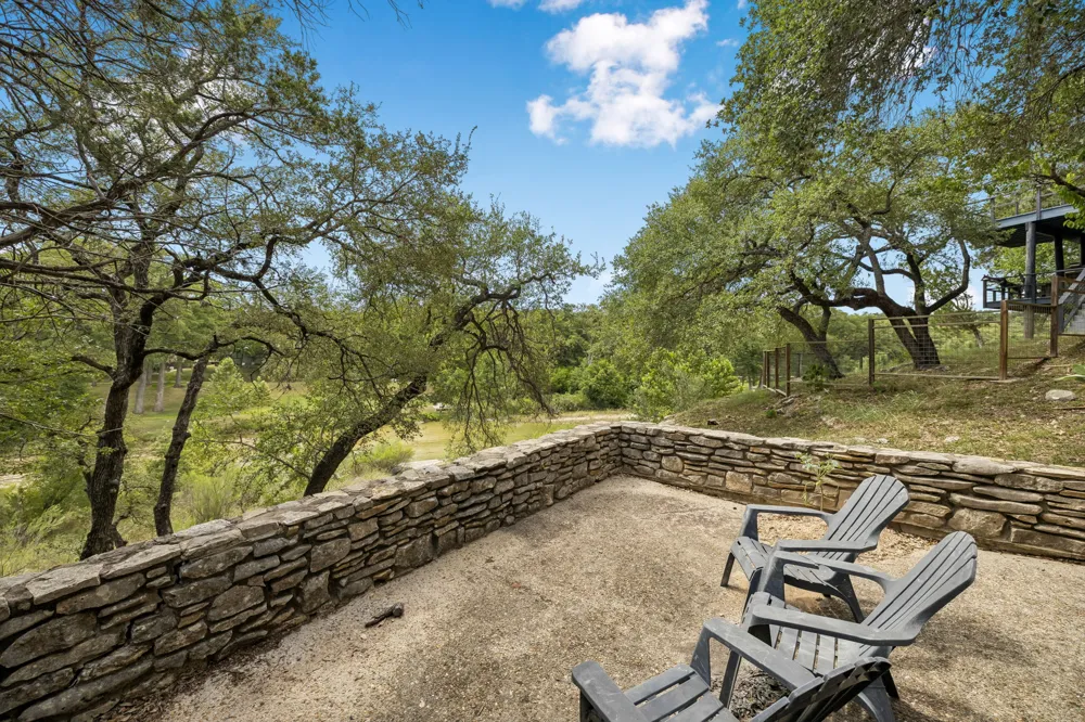 400 County Road 1492 Wimberley, TX 78676