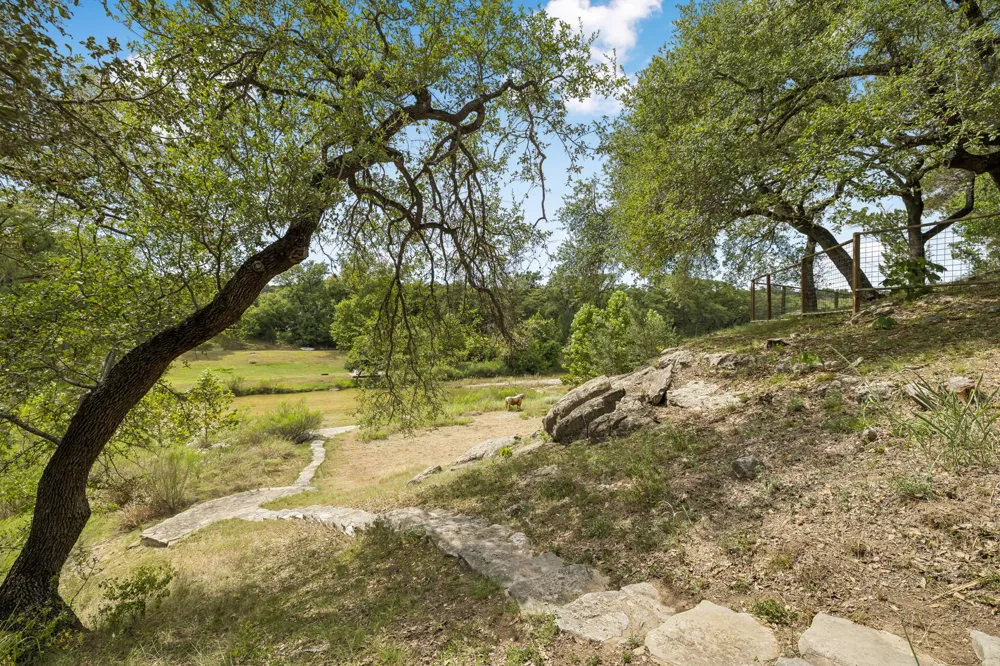 400 County Road 1492 Wimberley, TX 78676