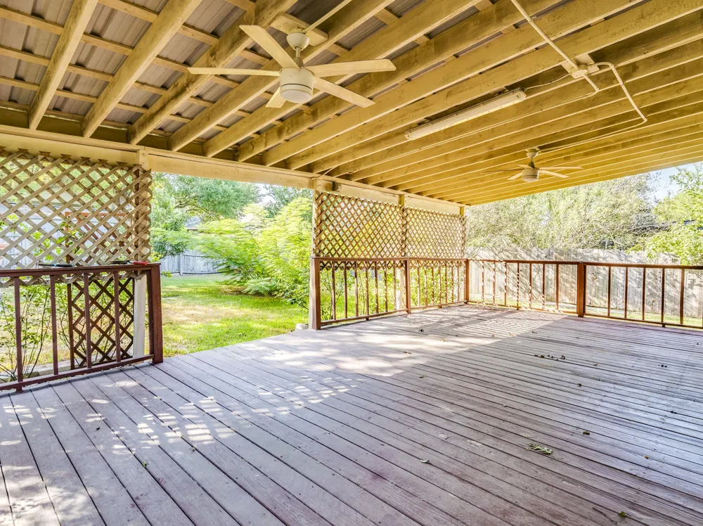130 Casper Cove Kyle, TX 78640