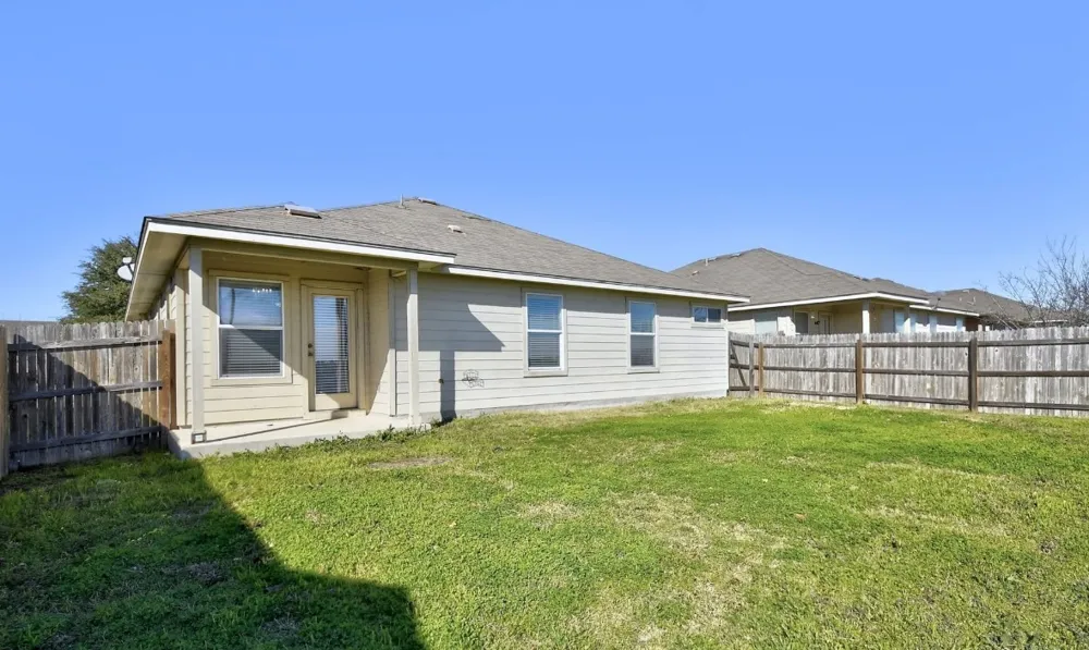 409 Teron Drive San Marcos, TX 78666