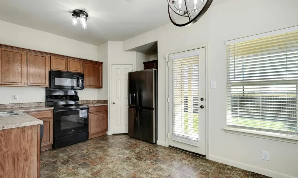 409 Teron Drive San Marcos, TX 78666