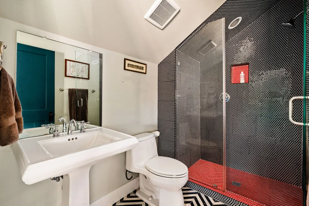 703 E Live Oak Street Austin, TX 78704