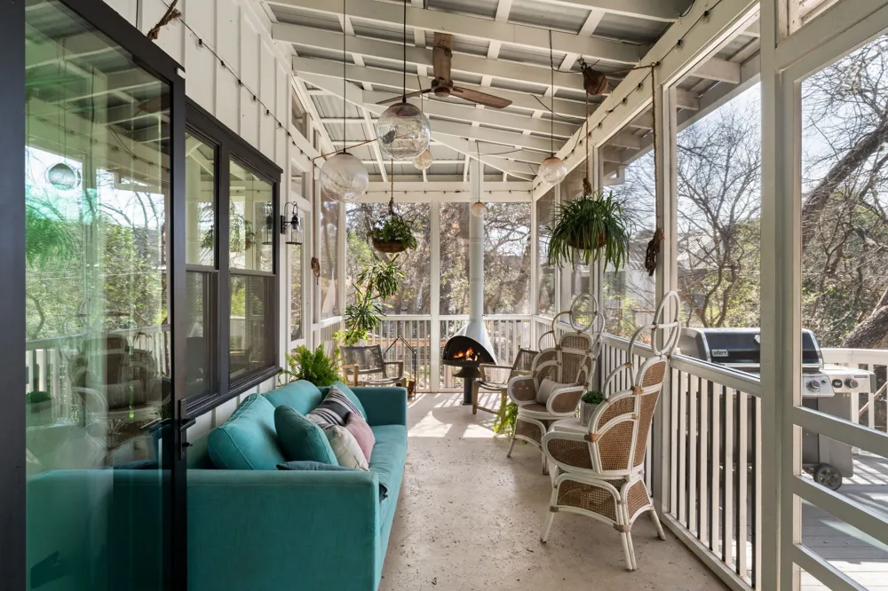 703 E Live Oak Street Austin, TX 78704