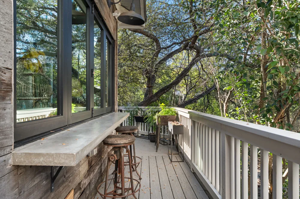 703 E Live Oak Street Austin, TX 78704
