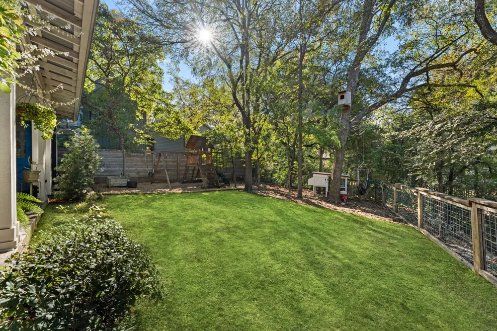 703 E Live Oak Street Austin, TX 78704