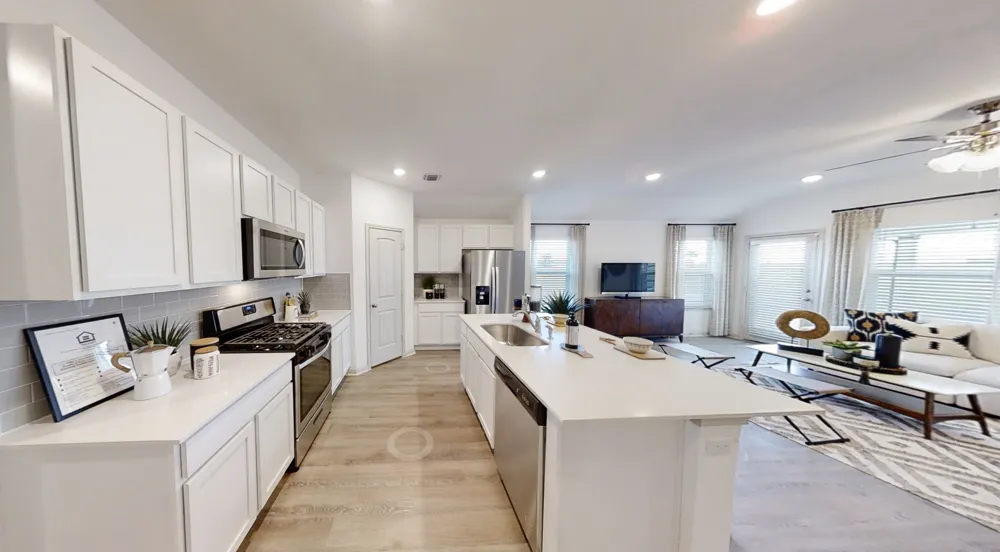 225 Fort Clark Springs Drive Hutto, TX 78634