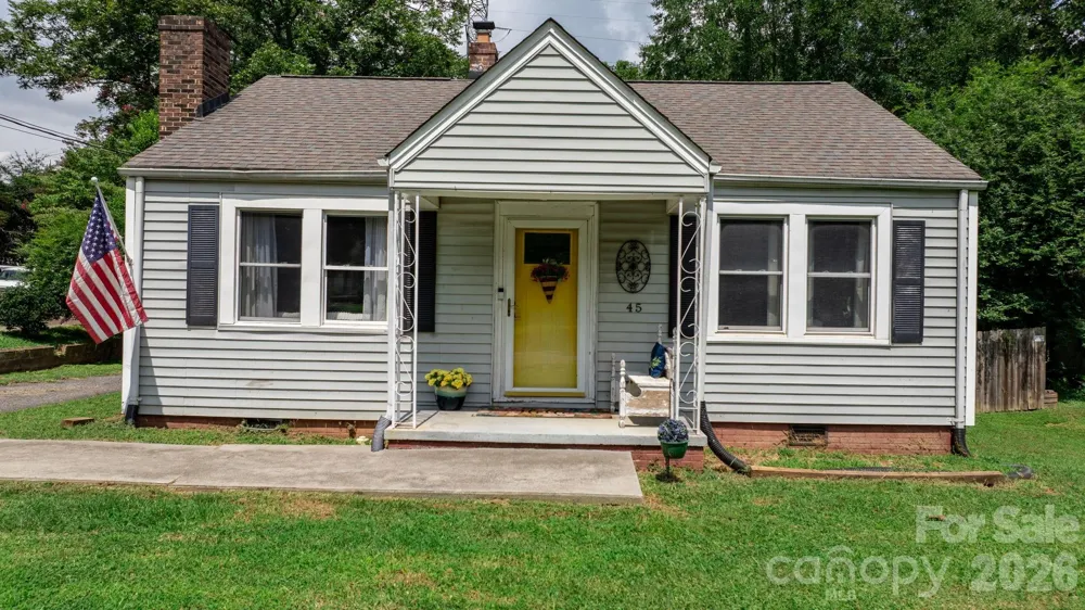 45 26th Avenue NE Hickory, NC 28601