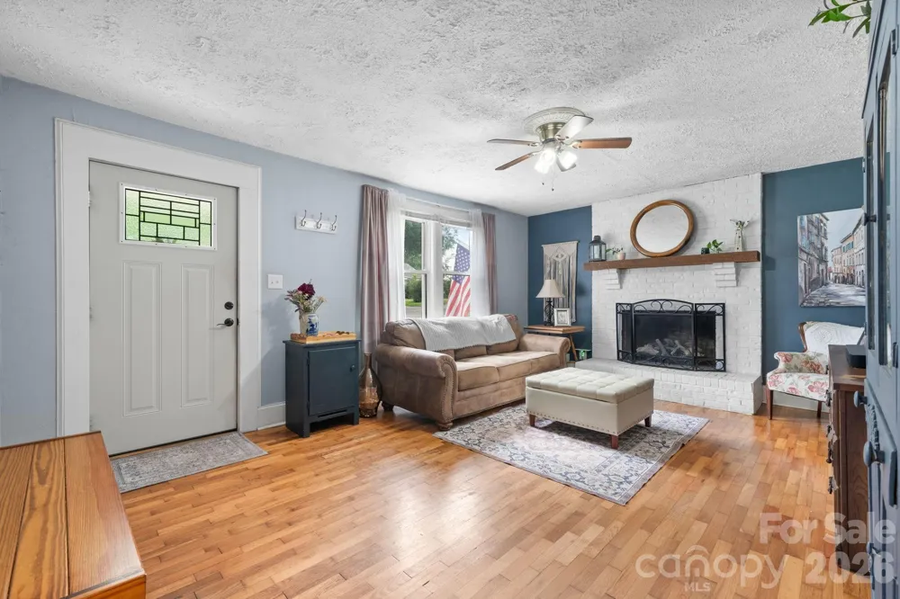 45 26th Avenue NE Hickory, NC 28601