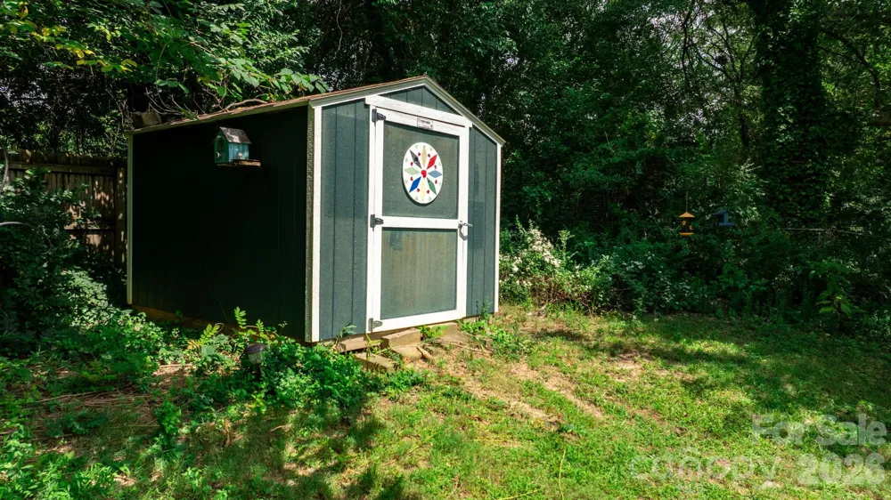 45 26th Avenue NE Hickory, NC 28601